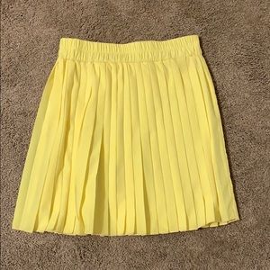 Everly elastic waist yellow mini skirt